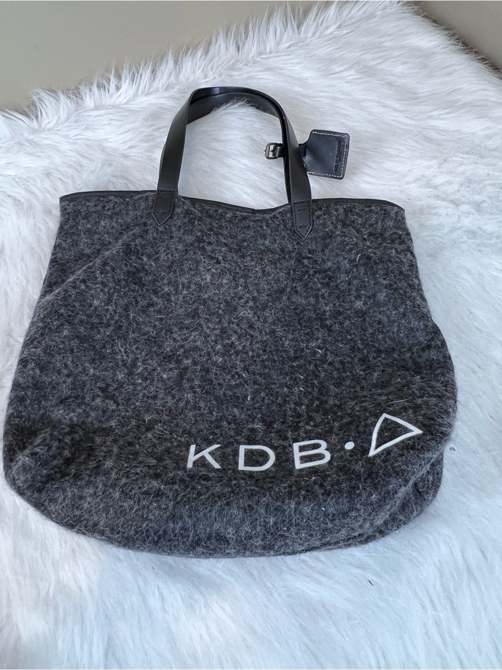 Kelsi Dagger Brooklyn Wool Felt Tote Bag in Charcoal Gray - Picture 7 of 12